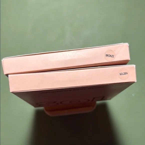 SOL BODY Shimmering Body Powder bundle - Golden & Bronze - Picture 3 of 11